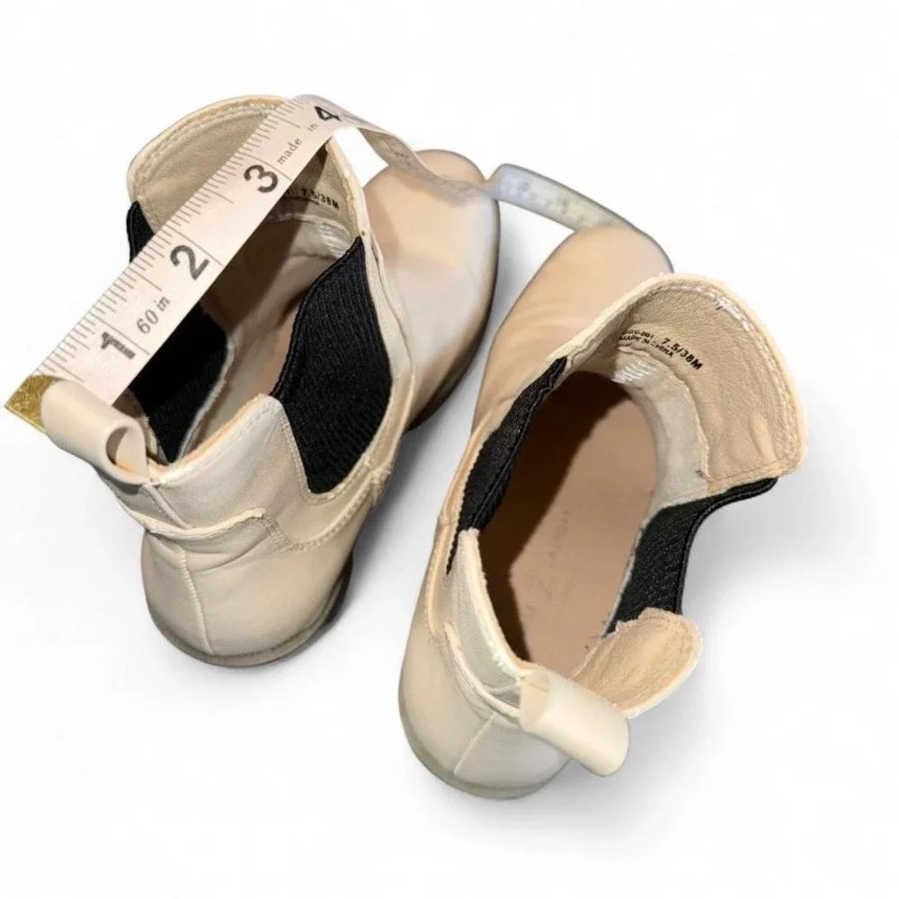 CREAM ANKLE BOOTS CHUNKY‎ RUBBER HEELS LADIES 7.5 BY CHINESE LAUNDRY